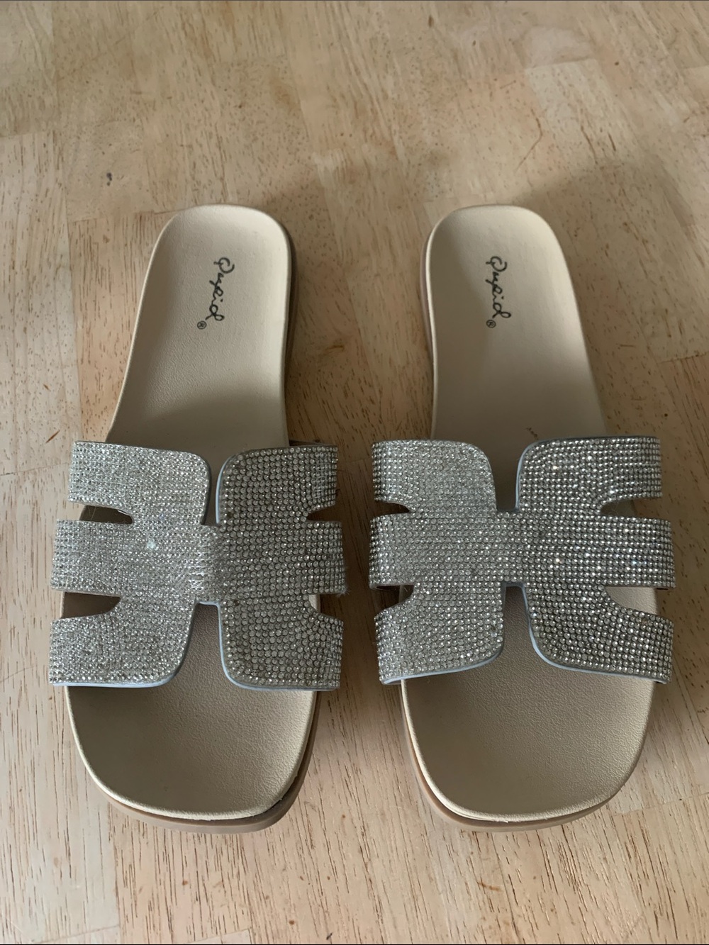Qupid Silver Rhinestone Slide Sandals Size 8